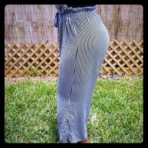 SEE YOU MONDAY Flowy Crop elastic waist Pants